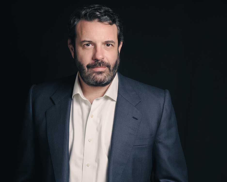 Retrato corporativo - Guillermo Criado